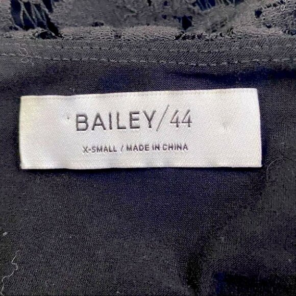 Bailey 44 Black Lace Cold Shoulder Top Size X-Small - Picture 6 of 8